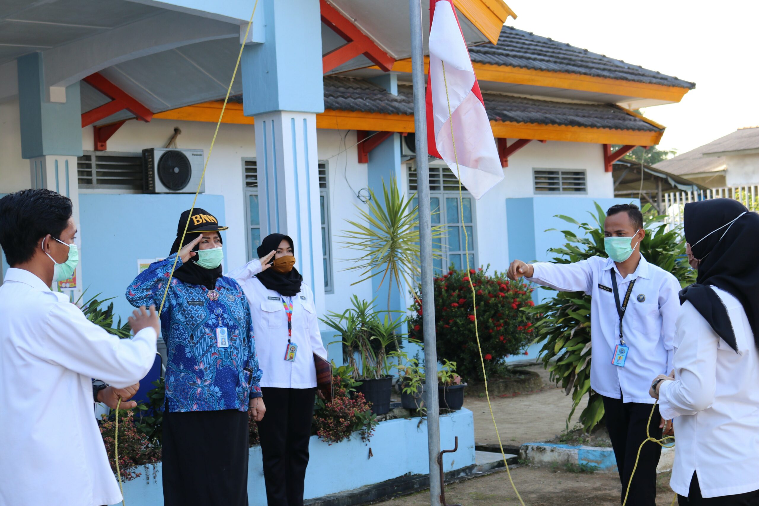 SEBAGAI PEMBINA UPACARA, KA BNN BANGKA TEGASKAN BEBERAPA HAL KEPADA PEGAWAI